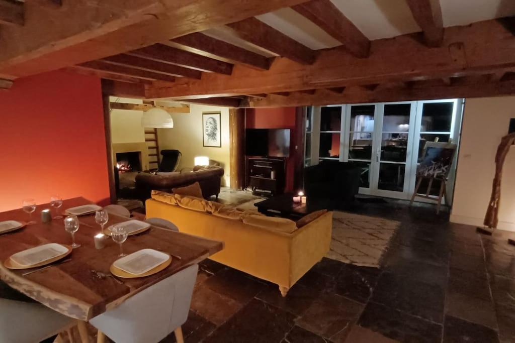Ferme De Caractere Avec Piscine Et Cheminee Villa Sainghin-en-Melantois Luaran gambar